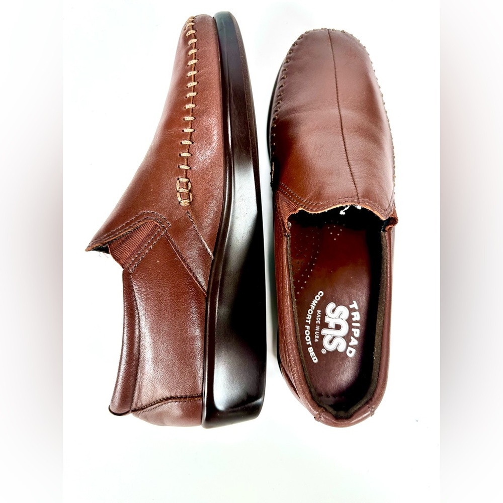 SAS Women’s Dream Brown Leather Slip On Loafers Size 5.5. Made in USA
